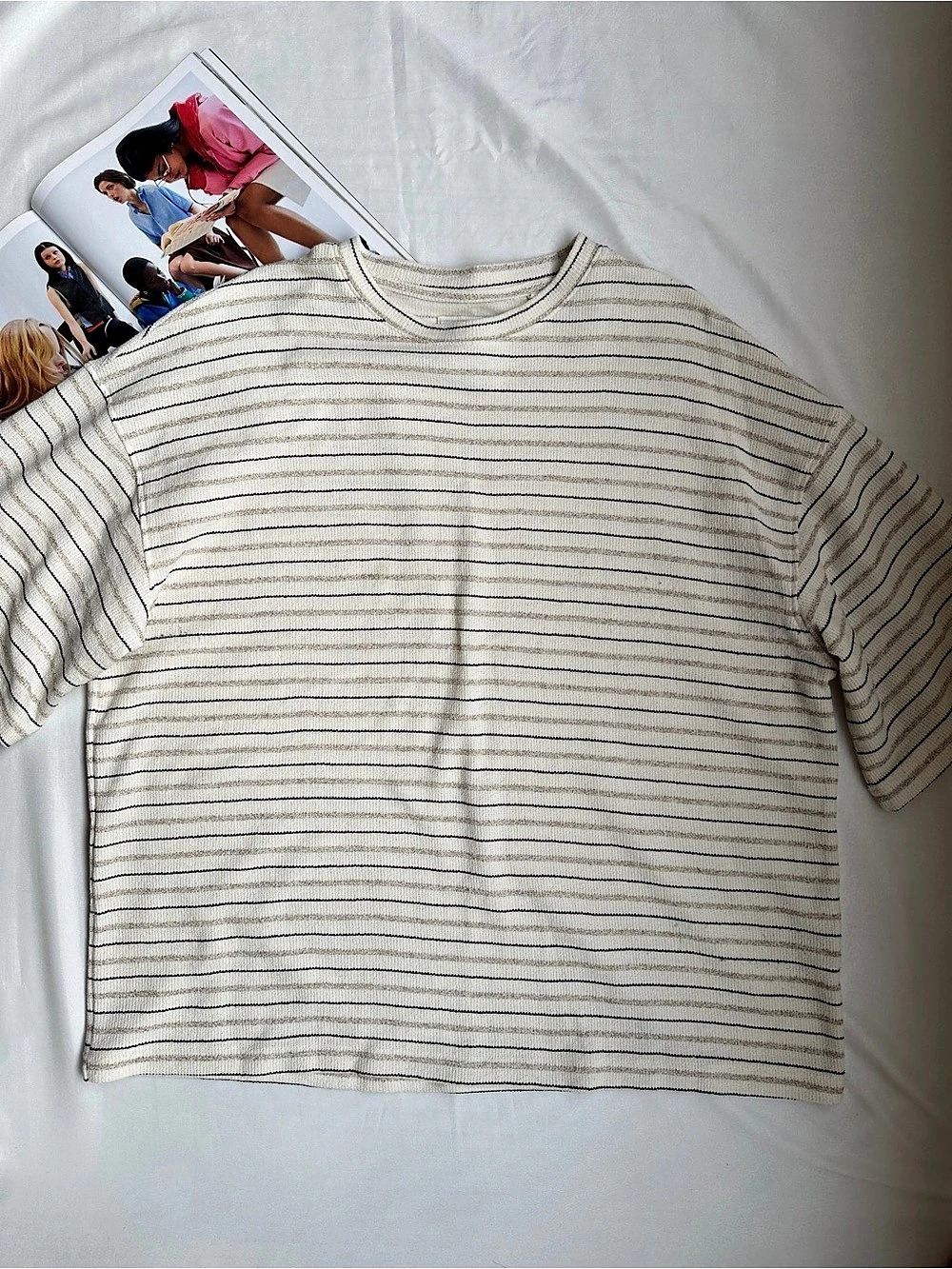 D&F Relaxed Fit Striped Short Sleeve Tee in Cream & Black Size L - XL